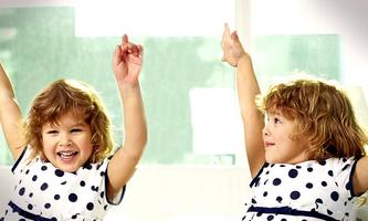 Twin Photos Stitch